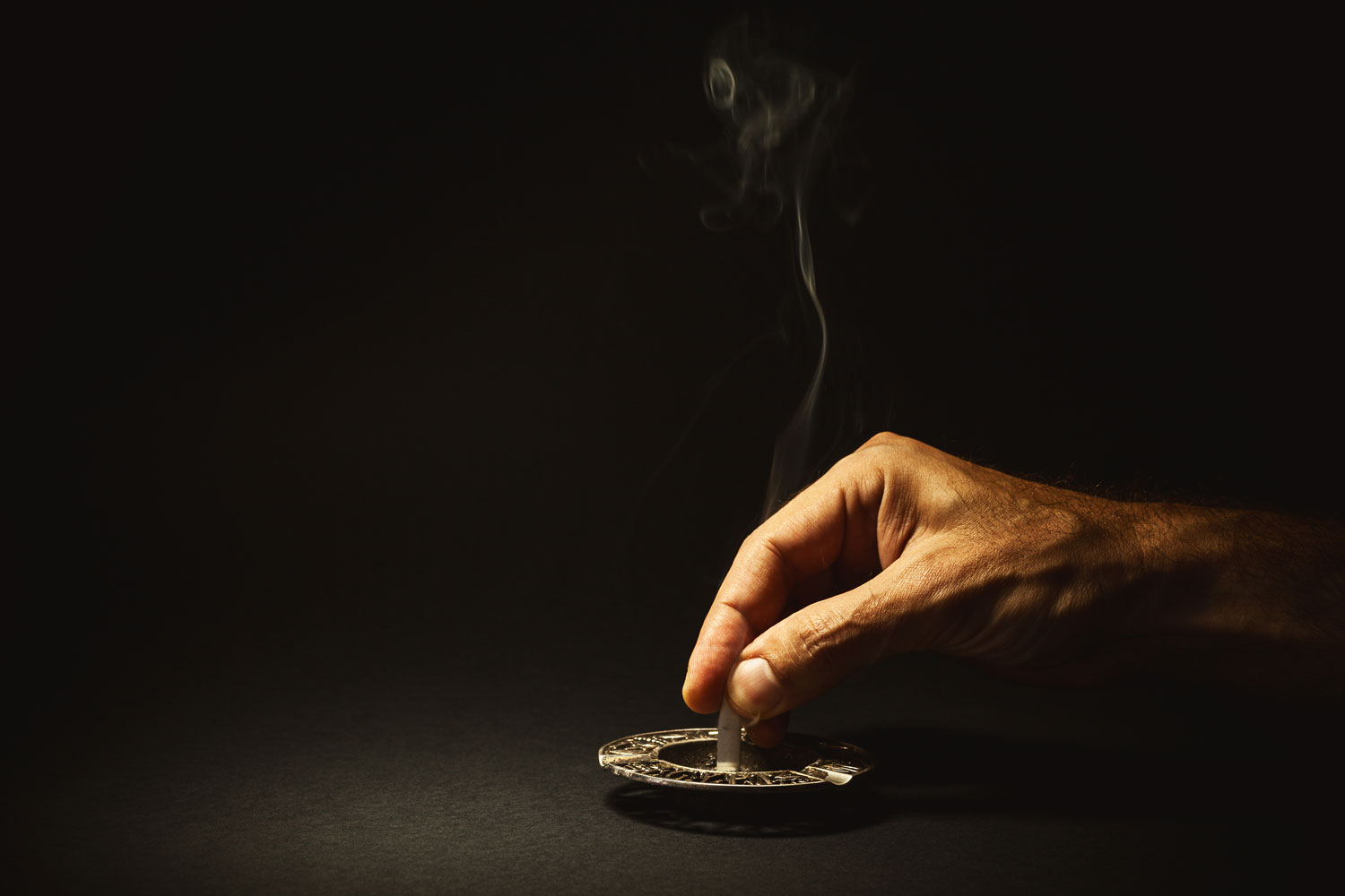 Spain: Smoking Drops to Record Low