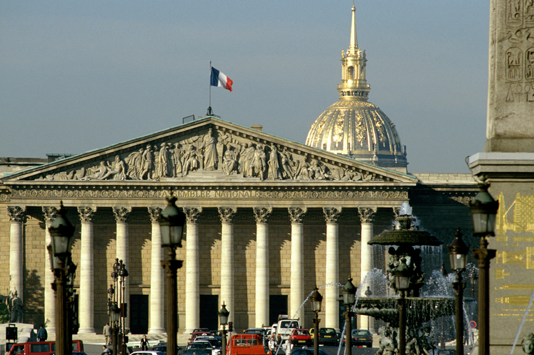 France Extends Ban to Nicotine Pouches