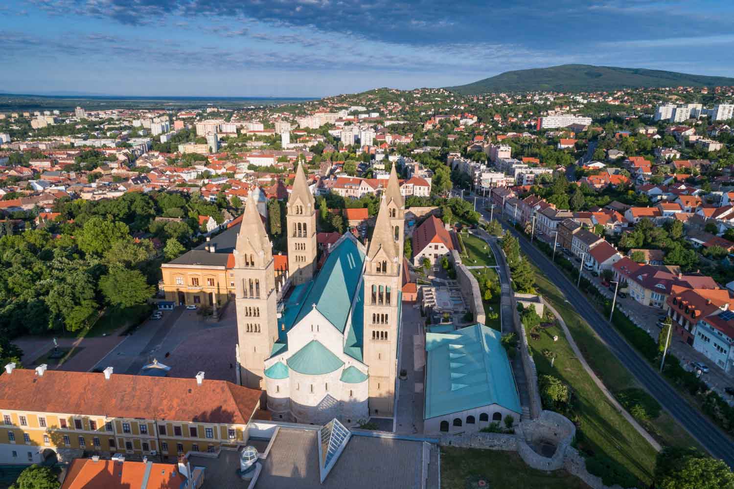 BAT to Make Smokeless Products in Hungary