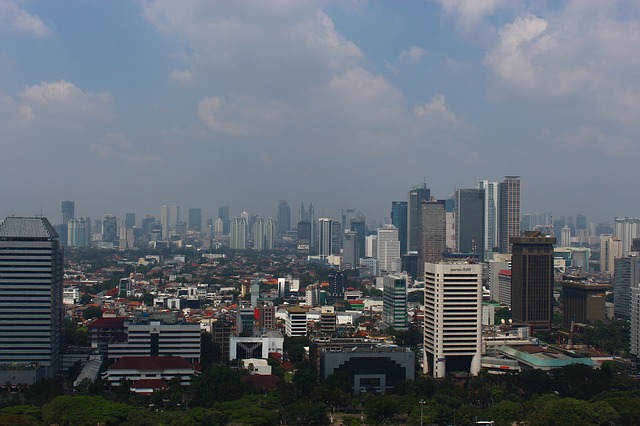 Local Group Pushes Jakarta to Pass Smoke-Free Zone Law in 2025