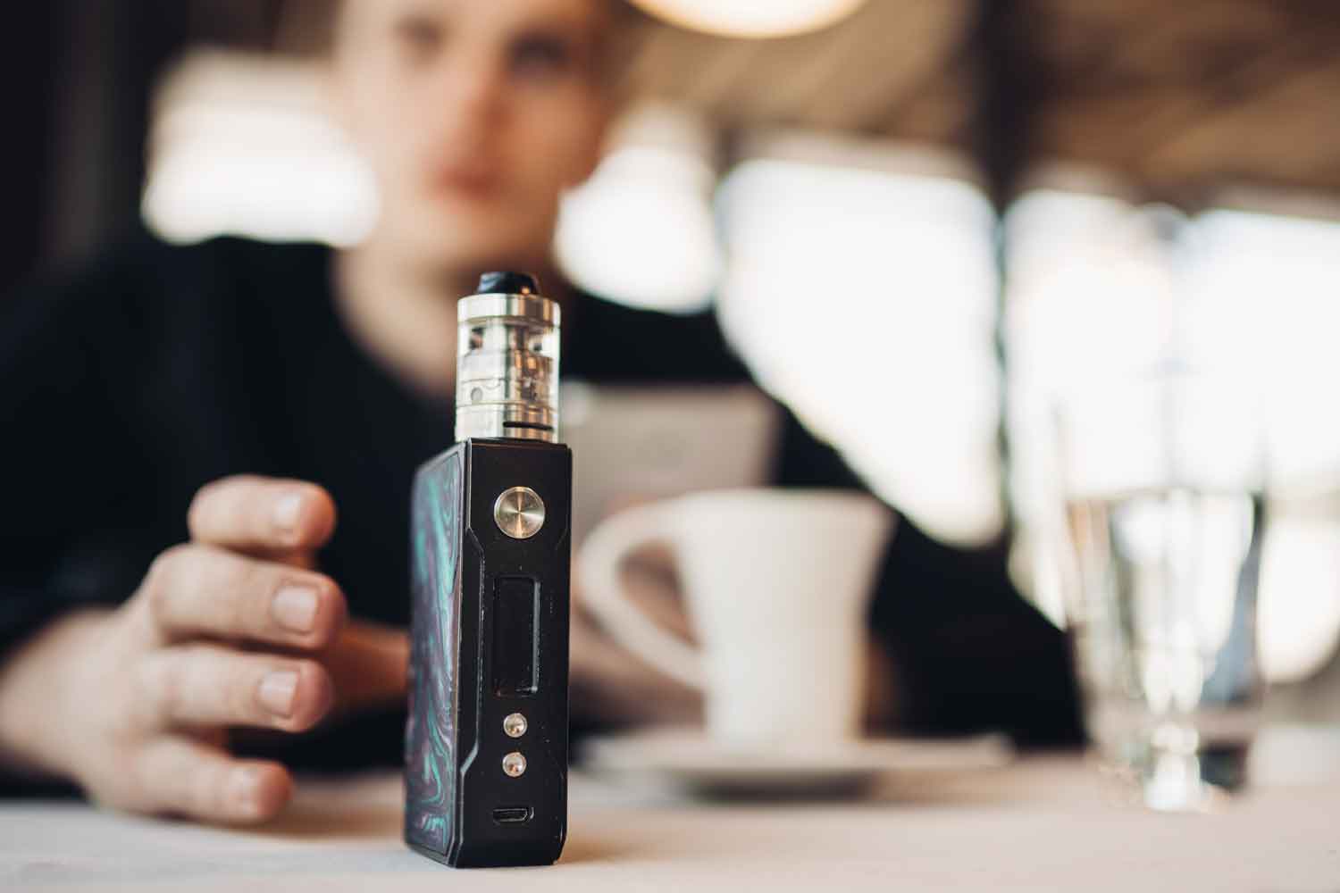 Study: Vape and Nicotine Replacements Help People Quit Smoking