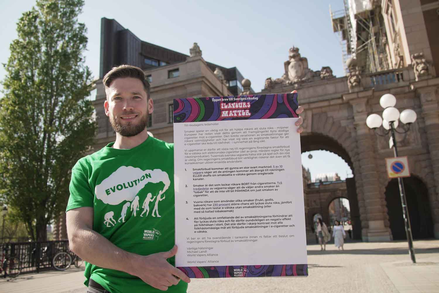 Vapers Petition Lawmakers to Stop Swedish Flavor Ban